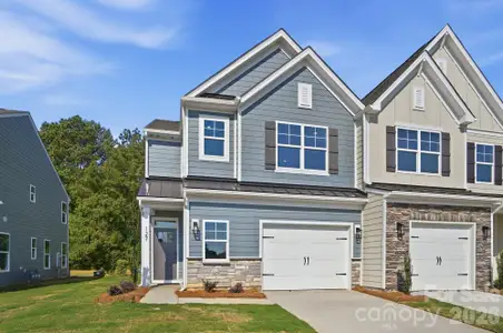 New construction Townhouse house 127 Viburnum Rd, Waxhaw, NC 28173 plan Southampton - image