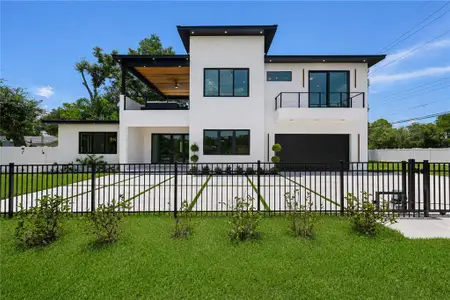 New construction Single-Family house 12870 N Armenia Ave, Tampa, FL 33612 - image