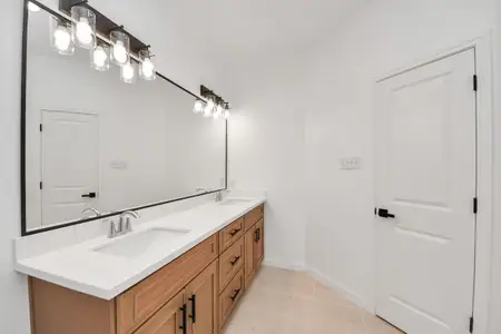 New construction Single-Family house 8653 Sunderland Rd, Houston, TX 77028 - image