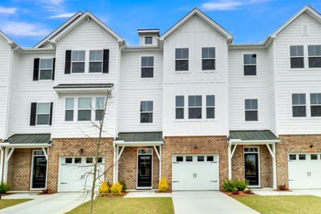 New construction Townhouse house 9422 Sun Fountain Drive, Summerville, SC 29485 Kiawah Homeplan- photo 0