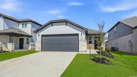New construction Single-Family house 8250 Hamrick Cir, San Antonio, TX 78252 plan Beeville - image