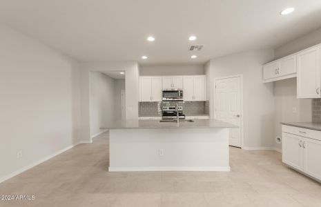 New construction Single-Family house 17792 W Encinas Ln, Goodyear, AZ 85338 Barletta- photo 4 4