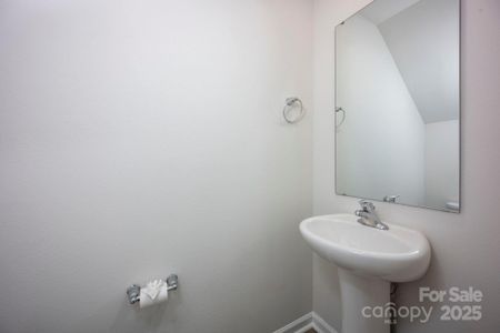 New construction Single-Family house 1565 Nia Rd, Charlotte, NC 28215 - image 18