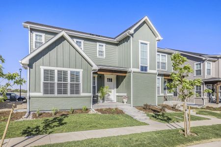 New construction Townhouse house Berthoud, CO 80513 - photo 0