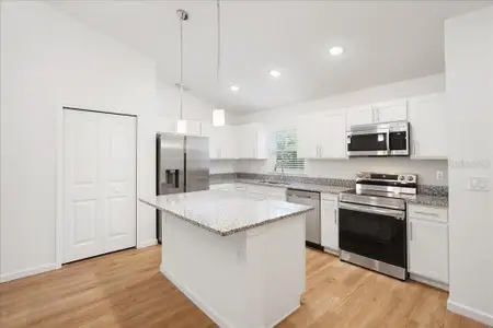New construction Single-Family house 5 Pinetree Dr, Palm Coast, FL 32164 - image 6