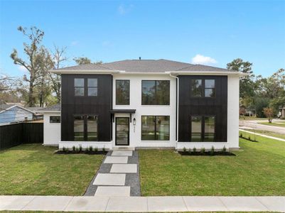 New construction Single-Family house 8309 Montridge Drive, Houston, TX 77055 - photo 0