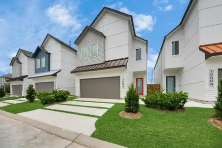 New construction Single-Family house 12806 Cozumel Ln, Houston, TX 77045 plan 1902AE - image