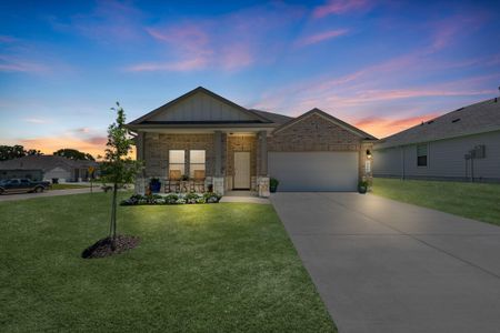 New construction Single-Family house 1718 Robinson Dr, Brenham, TX 77833 plan Richmond - image