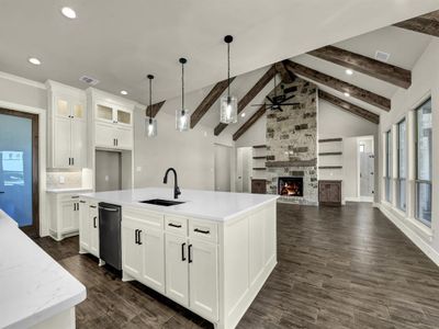 New construction Single-Family house 124 Desperado Wy, Weatherford, TX 76020 - image 11