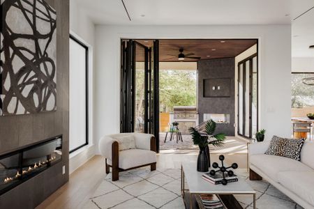 New construction Single-Family house 2504 Bluffview Dr, Austin, TX 78704 - image 15