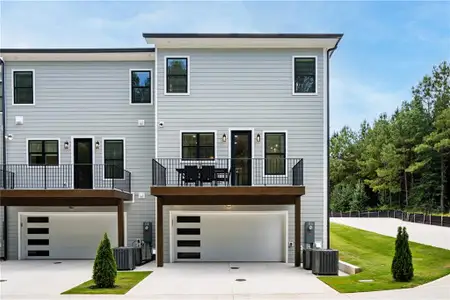 New construction Townhouse house 177 Brush Creek Ct, Stockbridge, GA 30281 - image