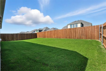 New construction Single-Family house 1211 Rothland Ln, Red Oak, TX 75154 plan Premier Series - Juniper - image