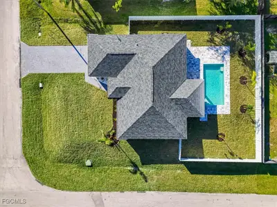 New construction Single-Family house 105 Nw 14Th St, Cape Coral, FL 33993 plan The Sunset Harbor - image