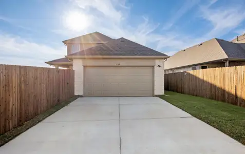 New construction Single-Family house 268 Bassett Hall Rd, Fate, TX 75189 plan Magnolia - image