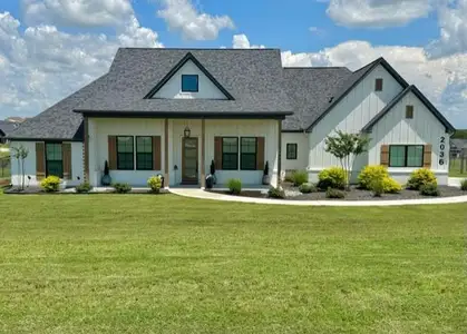 New construction Single-Family house 2036 Downslope Ln, Weatherford, TX 76087 - image