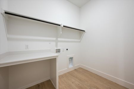 New construction Single-Family house Springtown, TX 76082 plan Simon - image 7