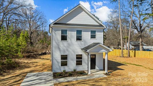 New construction Single-Family house 1310 Essex St, Gastonia, NC 28052 null- photo 1 1