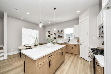 New construction Single-Family house 1104 Mansfield St, Unit E, Houston, TX 77091 - image 8