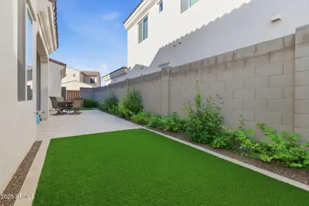 New construction Single-Family house 2142 W Hide Trl, Phoenix, AZ 85085 plan Virtue 493 - image 3