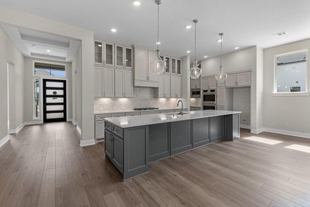 New construction Single-Family house 10827 Rosary Pea Ln, Cypress, TX 77433 plan Carignan - image 11