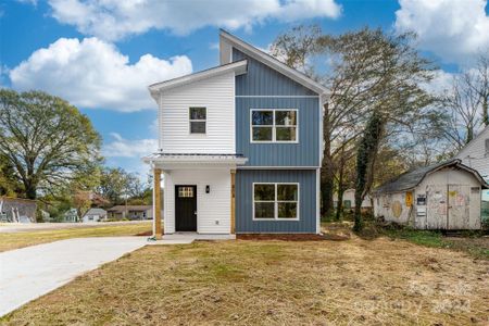 New construction Single-Family house 803 Noles Drive, Mount Holly, NC 28120 - photo 0