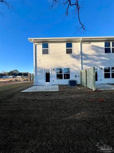 New construction Single-Family house 5562 Lexlee Blvd, Pensacola, FL 32526 plan Plan 1543 Townhome - image