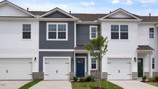 New construction Townhouse house 542 Belgian Red Way, Wake Forest, NC 27587 PEARSON- photo 0