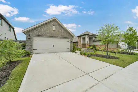 New construction Single-Family house 21155 Armstrong County Dr, Cypress, TX 77433 plan Leona (1673-HV-30) - image