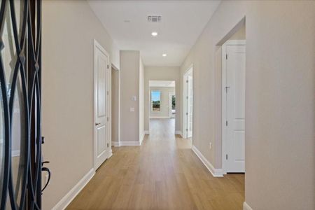 You and your guests will feel right at home as you're welcomed by an expansive and inviting entry way!