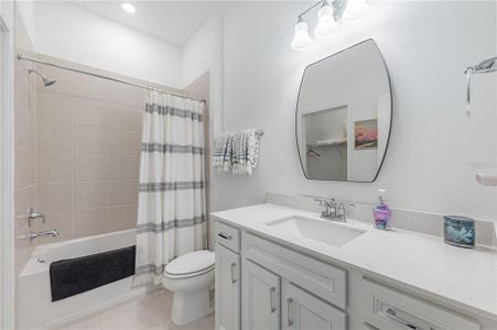 New construction Single-Family house 14146 Samoa Hill Ct, Riverview, FL 33569 Yorkshire - photo 13 13
