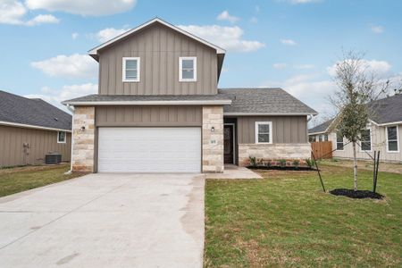New construction Single-Family house 105 Callie St, Smithville, TX 78957 null- photo 0