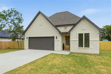 New construction Single-Family house 122 W Pauwela Ln, Bastrop, TX 78602 - image