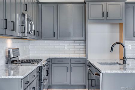 New construction Single-Family house 9973 Worchester St, Commerce City, CO 80022 Plan 4036- photo 6 6