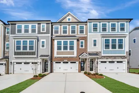 New construction Townhouse house 10019 Secluded Garden Dr, Apex, NC 27523 plan Hyde Park - image