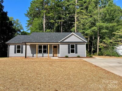 New construction Single-Family house 228 W Vance Street, China Grove, NC 28023 - photo 0