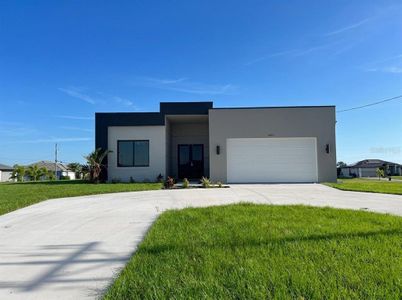 New construction Single-Family house 4213 Caloosa Pkwy N, Cape Coral, FL 33993 - image