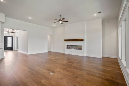 New construction Single-Family house 29627 Apple Glen Ct, Fulshear, TX 77423 plan Raleigh 3530 - image