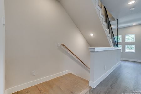 New construction Condo/Apt house 415 Ira Avenue, Unit 2101, San Antonio, TX 78209 - photo 29 29