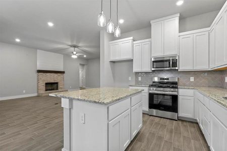 New construction Single-Family house 632 Mooney Dr, Saginaw, TX 76179 null- photo 18 18