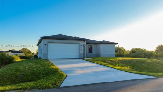 New construction Single-Family house 2713 56Th St W, Lehigh Acres, FL 33971 - image
