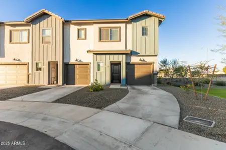 New construction Townhouse house 7512 W Darrow St, Laveen, AZ 85339 - image