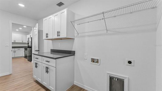 New construction Single-Family house 7540 Willow Wisp Dr W, Lakeland, FL 33810 - image 12