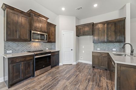 New construction Single-Family house 2106 Briarwood Dr, Bridgeport, TX 76426 plan The Granger - image 6