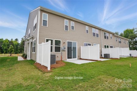 New construction Townhouse house 1100 Vibrant Rd, Charlotte, NC 28215 - image
