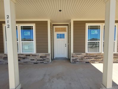 New construction Single-Family house 146 Merion Ln, La Vernia, TX 78121 - photo 2 2