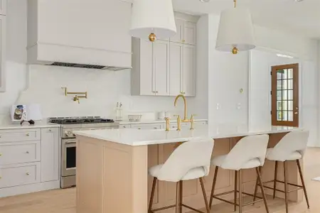 New construction Single-Family house 1309 17Th Ave N, St. Petersburg, FL 33704 - image 6