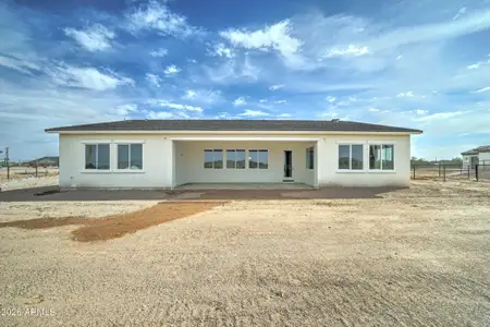 New construction Single-Family house 4029 W Silverdale Rd, San Tan Valley, AZ 85144 - image