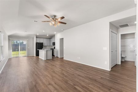 New construction Single-Family house 26114 Halwell Manor Ln, Spring, TX 77373 - image 8