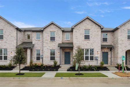 New construction Townhouse house 219 Wagon Spoke Way, Fort Worth, TX 76120 Crockett 4A2 A- photo 0