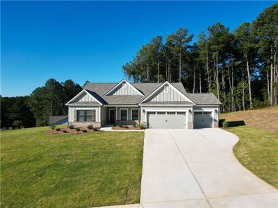 New construction Single-Family house 1024 Red Oak Blvd, Loganville, GA 30052 plan (GA)Everett A 2 Front Entry - image